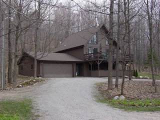 Spring day at Snowman Cabin.